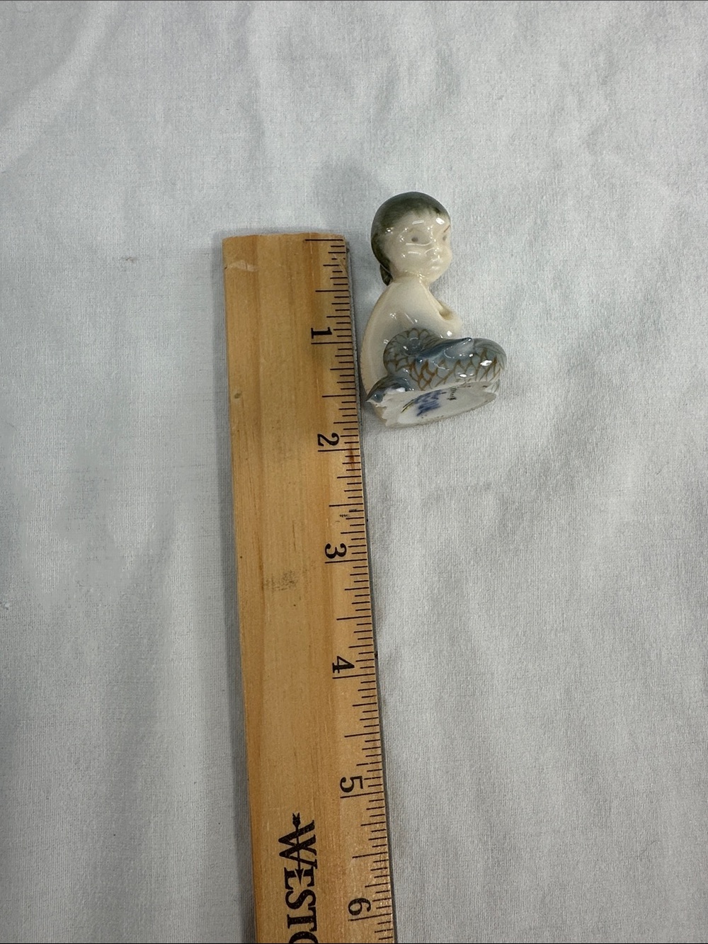 Royal Copenhagen Miniature Mermaid Denmark #2313 Figurine - Picture 7 of 8